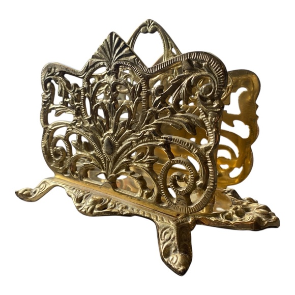 Vintage Brass footed ornate napkin/letter holder, desk organizer - Picture 4 of 16